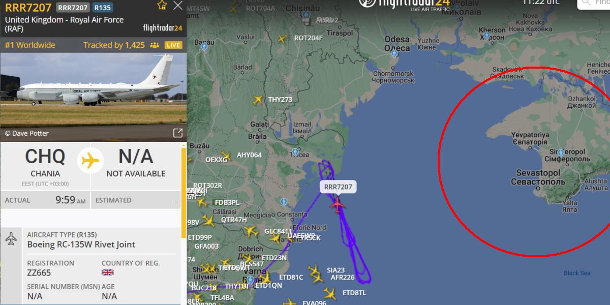 Есть секретные цели: самолеты-разведчики НАТО буквально окружили Россию