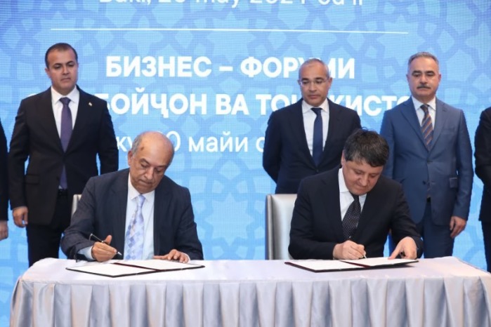 Таджикистан и Азербайджан подписали договор о сотрудничестве на 700 млн долларов 