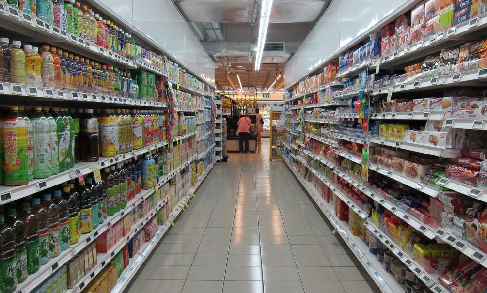 Самые ходовые и дешевые: россиянам пообещали рост цен на продукты до 30% 