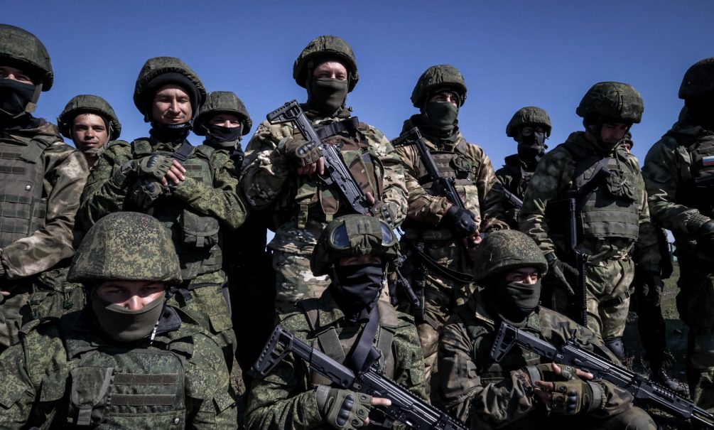Пока Зеленский и Ермак в Швейцарии на Украине может произойти военный переворот 