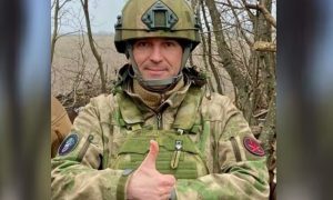 «Соучастника заковали в кандалы»: по делу Ивана Попова арестован ещё один подозреваемый
