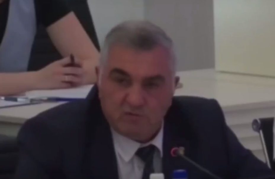 Депутат из Псковской области призвал «убивать тех, кто не любит чиновников» 
