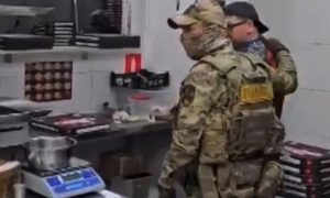 В Воронеже силовики устроили облаву на мигрантов в популярной сети пиццерий