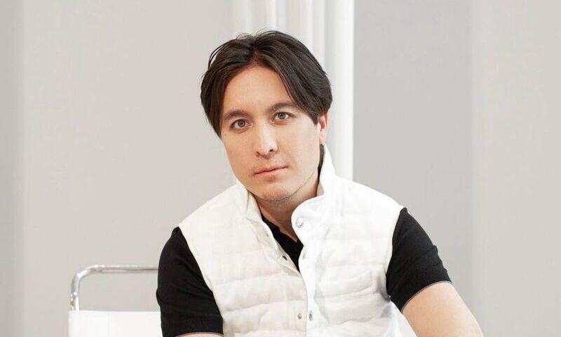 Суд обязал клинику Тимура Хайдарова выплатить 5 млн рублей за некачественную операцию Суд обязал клинику Тимура Хайдарова выплатить 5 млн рублей за некачественную операцию