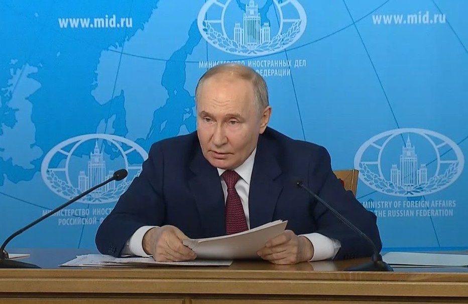 Путин предложил условия для мирного решения конфликта на Украине 