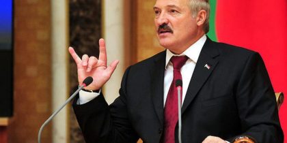 Тридцать лет на двух стульях: Александр Лукашенко официально вступил в должность президента 20 июля 1994 года