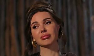 «Джиган разнесёт отель»: Оксана Самойлова расплакалась после того, как её выгнали из шоу «Выжить в Дубае»