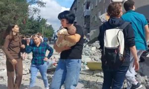 «Все уходите оттуда!»: из-под завалов дома в Нижнем Тагиле спасли трехмесячную девочку