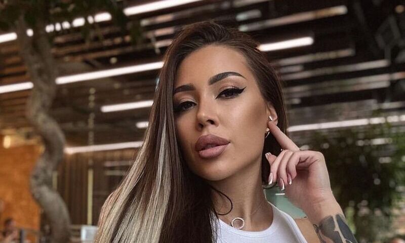 «Он перевернулся в воздухе и ударился головой об асфальт»: 5-летнего сына Алены Рапунцель сбил самокатчик «Он перевернулся в воздухе и ударился головой об асфальт»: 5-летнего сына Алены Рапунцель сбил самокатчик