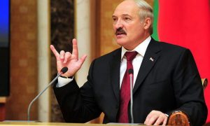 «Мы никого не обижаем»: Лукашенко заявил, что готов сотрудничать с Украиной