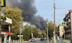 Крупный пожар на мебельном производстве в Подмосковье удалось локализовать