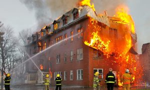 Пожарная небезопасность. В МЧС могут начать массово закупать “белорусские” лестницы сомнительного происхождения