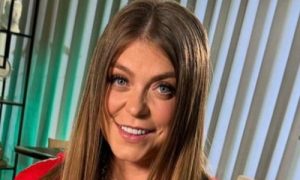 «Тесты показывали одну полоску»: певица Акула о долгожданной беременности