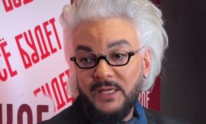 «Я не умею хвастаться»: Филипп Киркоров продемонстрировал люксовые украшения 