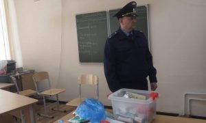 «На голову операцию будут делать»: три ученика и педагог ранены во время нападения подростка в челябинской школе