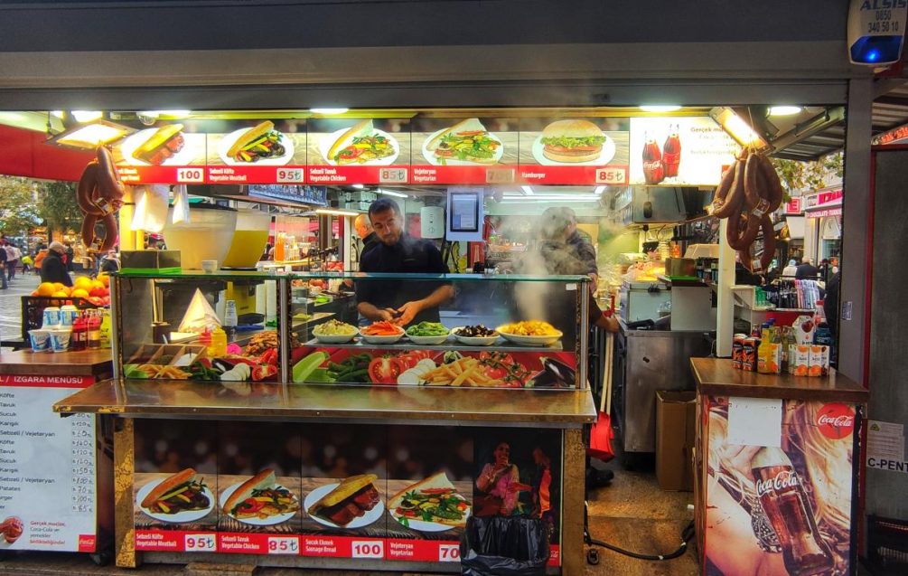 Русские сдались: из Турции массово побежали релоканты