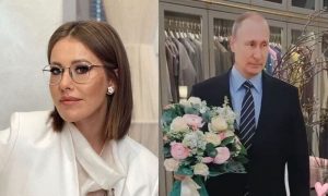 Мать Ксении Собчак подарила ей на день рождения картонного Путина: видео