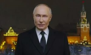 «Все будет хорошо»: Владимир Путин поздравил россиян с Новым годом