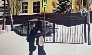 Подросток из Волгоградской области украл у родителей деньги и на такси привез из другого региона 13-летнюю «невесту»