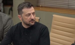 Зеленский отказался покинуть пост президента Украины