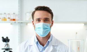 Вирусолог рассказал, как защититься от неизвестного вируса с кровавым кашлем