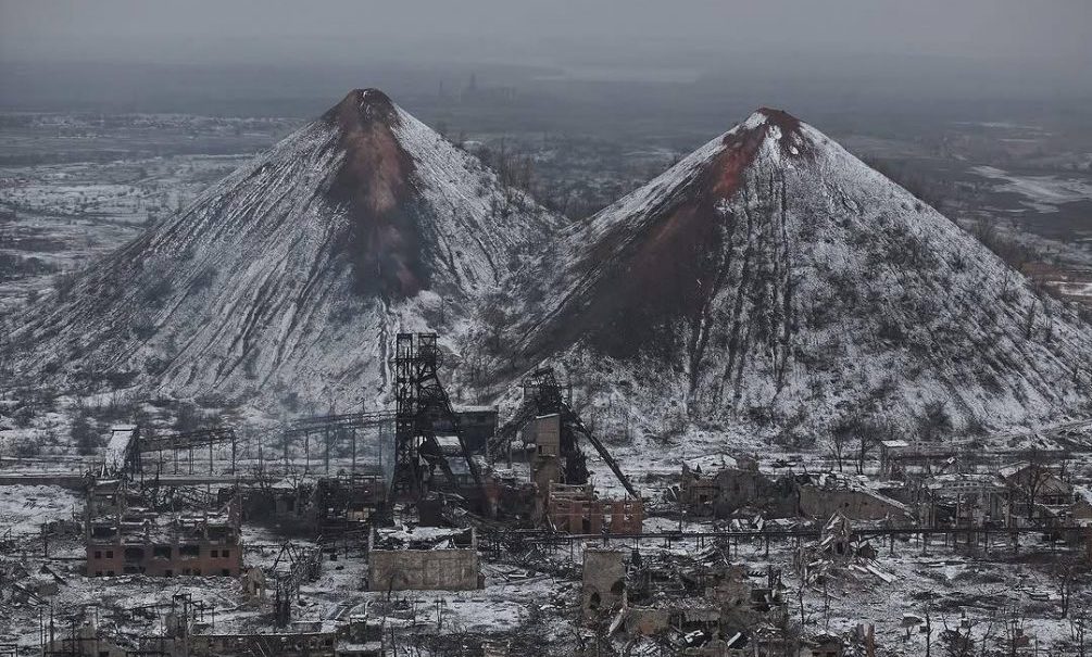 «ВСУ прорвались в Торецке с двух сторон»: на падение крепости на севере армия Украины ответила ударами с флангов 