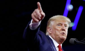 «Уступка России в том, что она не будет забирать территорию всей Украины»: Трамп пригрозил Киеву потерей страны