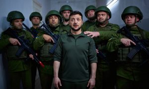 Головорезы ВСУ открыто угрожают Зеленскому в прямом эфире: «Ты пожалеешь об этом»