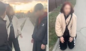 «Низко для пацана»: в Рязанской области подростки избили девочку и поставили на колени