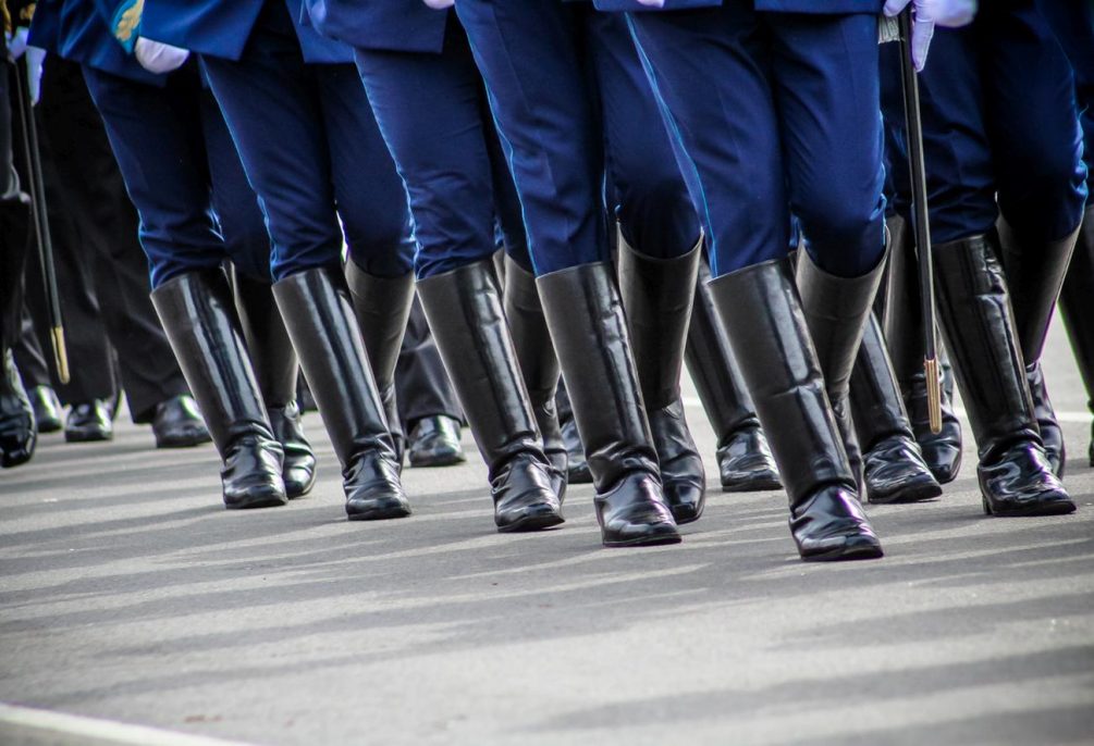 «Такого мир ещё не видел!»: Украина получила жёсткое предупреждение — не трогать 9 мая