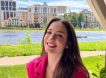 Виктория Дайнеко впервые показала лицо 9-летней дочери, выступив с ней на сцене