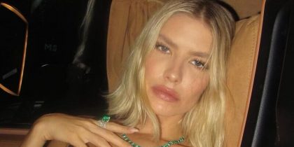 Елена Перминова вышла в свет в платье без белья: пикантное фото