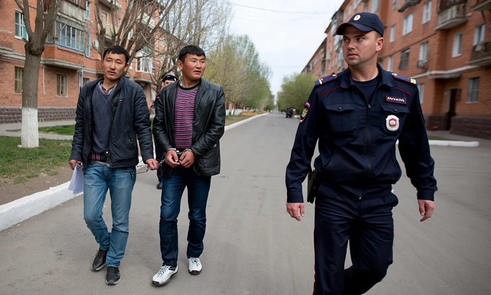 «Киргизы попутали»: диаспоры мнят себя шпионами и дипломатами в России, заявил депутат Матвеев 