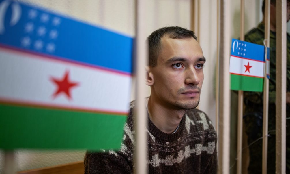 Пять лет за службу России: Узбекистан нанес удар в спину — боец получил срок за участие в СВО 