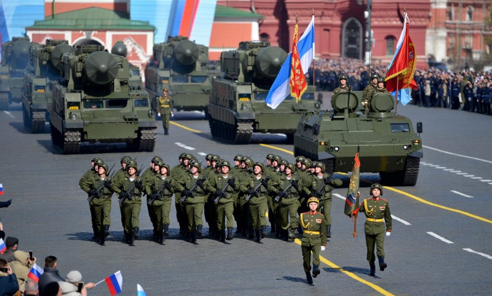 Британия в панике: Стармер роется на чердаке в поисках плана на случай «российского вторжения» Британия в панике: Стармер роется на чердаке в поисках плана на случай «российского вторжения»