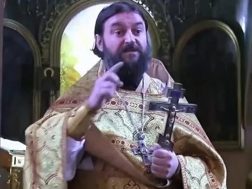 «Пока люди нежатся в вылизанной Москве, бойцы сражаются»: священник Ткачев жестко высказался о праздном образе жизни во время СВО 
