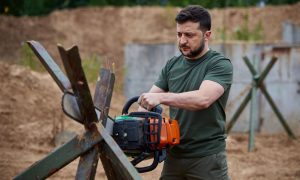 «Юмористы важнее солдат»: друзья Зеленского из «Квартала 95» украли миллиарды из оборонного бюджета Украины