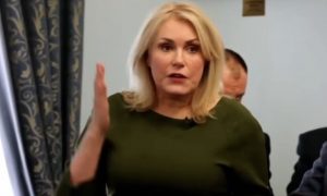 «Перемены для народа, а не для олигархов»: актриса Мария Шукшина предложила переименовать Волгоград в Сталинград