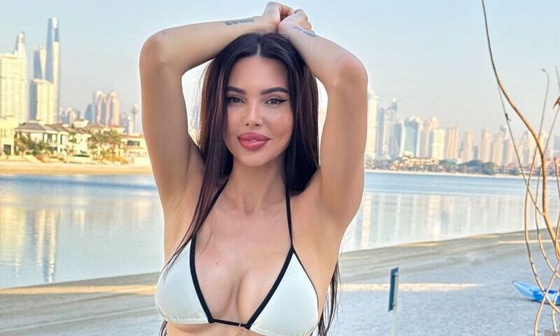 «Хейтеры напишут фотошоп»: Оксана Самойлова восхитила своей фигурой в бикини - БлокнотРУ - Новости шоу-бизнеса. Новости шоу-бизнеса России сегодня. Новости шоу-бизнеса России. Новости шоу-бизнеса России сегодня 2025. Новости шоу бизнеса России сегодня. Новости шоу-бизнеса россии сегодня 2025. Последние новости шоу бизнеса России. Шоу бизнес России сегодня.