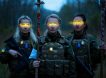Ведьмы Зеленского: женщины-боевики ВСУ рисовали кровью и убивали с особой жестокостью