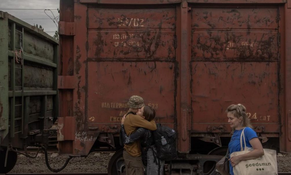 Украинский солдат через маму предупредил российских военных о передвижениях ВСУ Украинский солдат через маму предупредил российских военных о передвижениях ВСУ