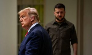 «Зеленскому пора волноваться»: США могут забыть об Украине уже в октябре