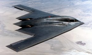 США начали операцию против Ирана: в Тегеране сообщили, что американские самолеты-невидимки уже «работают» по столице