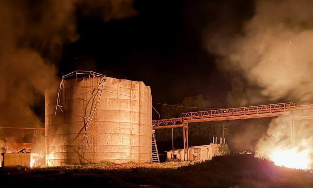 «100 дронов возмездия»: армия России уничтожила ключевые объекты ВСУ за одну ночь 