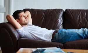 «Свадьба или ГУЛАГ? Выбирай, холостяк!»: в России предлагают создать реестр неженатых мужчин