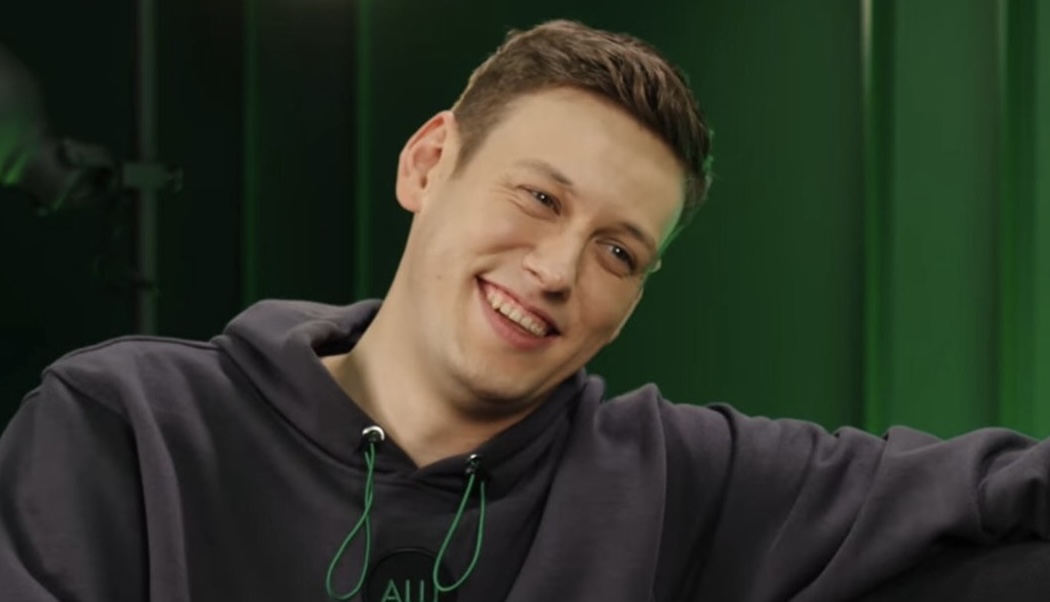 Слух дня: звезда «Импровизации» Антон Шастон тайно женился - фото его избранницы 