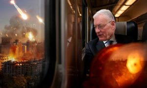 Келлог убежал в последний момент: ВС РФ разнесли киевский завод дронов, на котором успел сфотографироваться спецпосланник Трампа