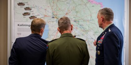 Доугрожаются: в России назвали два сценария ответа на угрозы НАТО «стереть с лица земли» Калининград