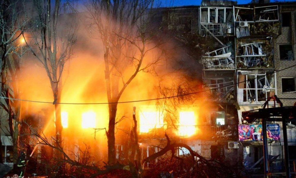 «Сегодня там ад»: Украина в шоке от ночного удара – десятки ракет и сотни БПЛА обрушились на девятнадцать регионов – парализованы железные дороги 