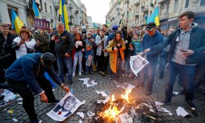 «Путинская подстилка» – «Рыжая блевотина» – «Трампа опустили»: Украина и Запад оценили итоги переговоров на Аляске